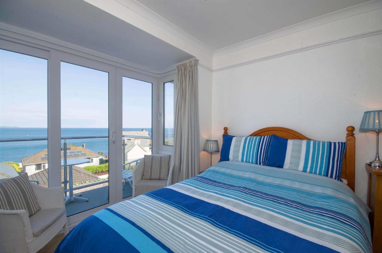 Seaview Bed & Breakfast Лу Екстериор снимка
