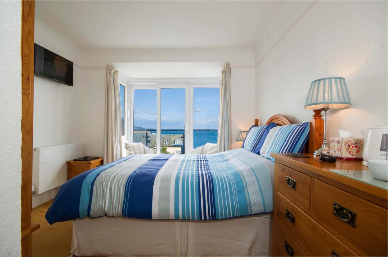 Seaview Bed & Breakfast Лу Екстериор снимка