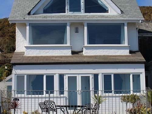 Seaview Bed & Breakfast Лу Екстериор снимка