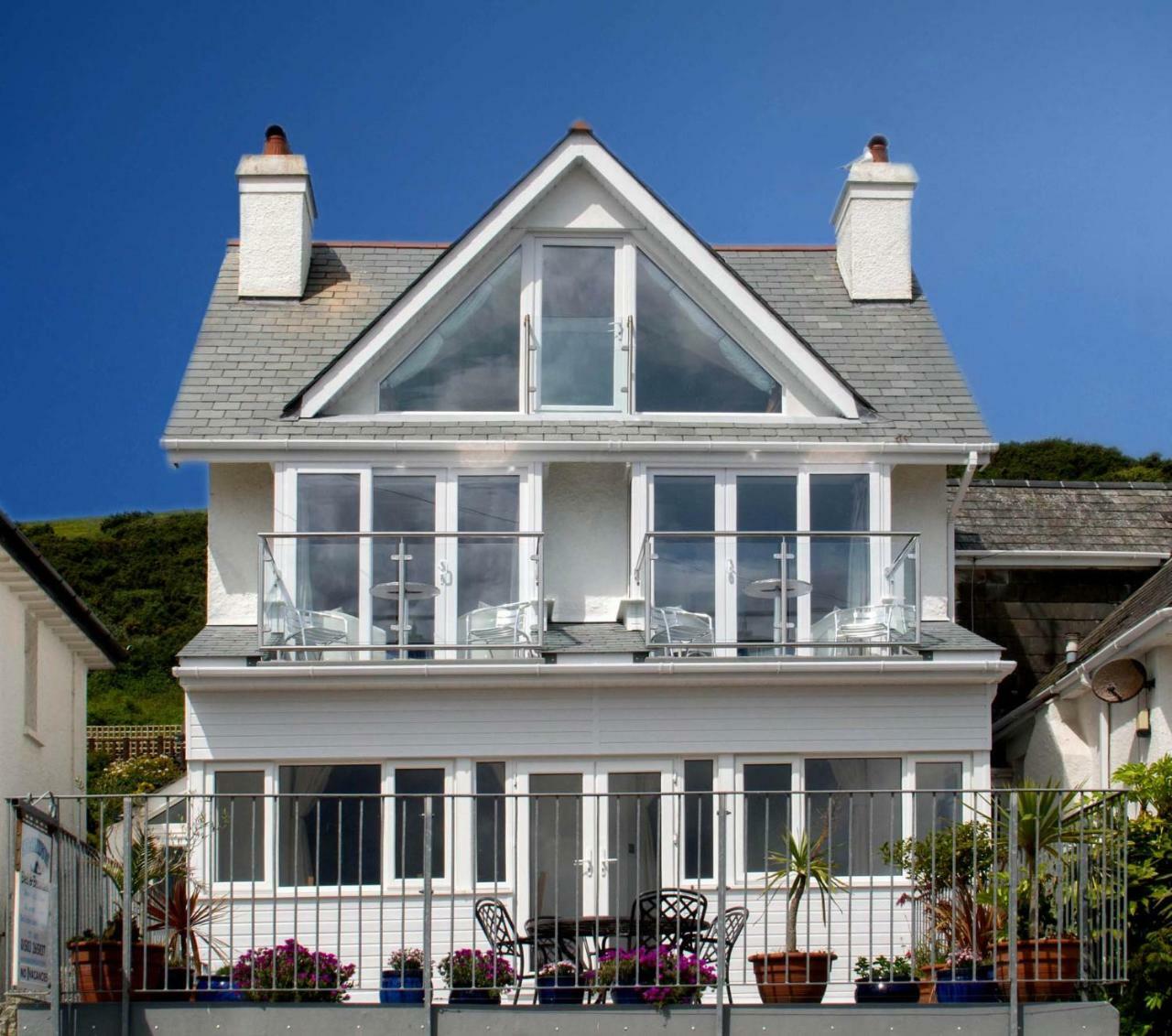 Seaview Bed & Breakfast Лу Екстериор снимка
